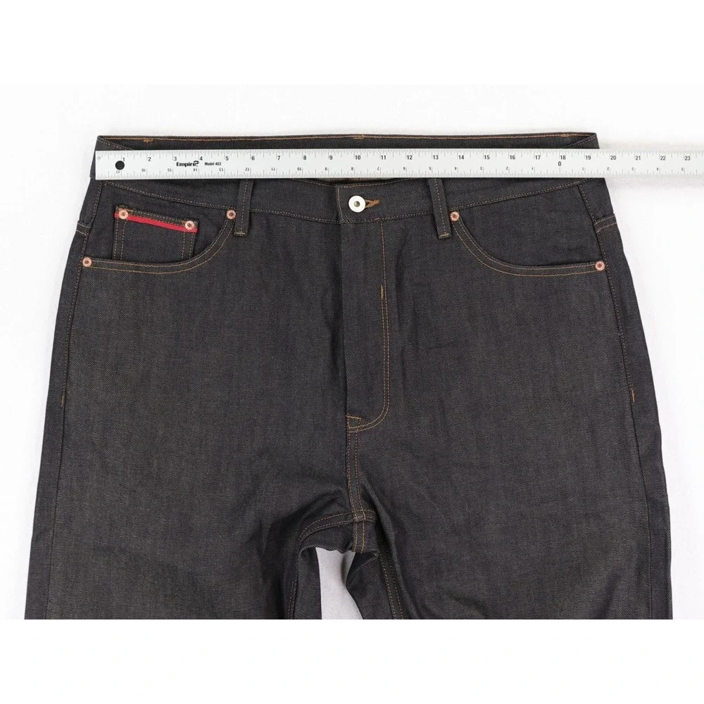 Men's Relaxed Charcoal Jeans with Selvedge Cuff. 190/92A - Picture 12 of 15